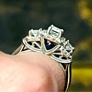 Vera Wang 3/4 CT TW, white gold halo engagement ring, size 5.25